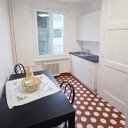 Apartament Jolie F2 *